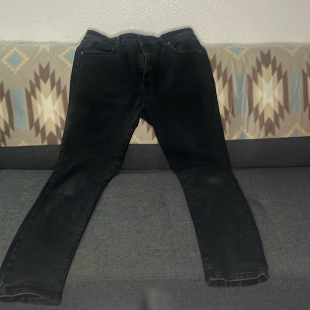 Tight black pants